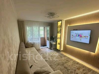 4-бөлмелі пәтер · 74 м² · 2/5 қабат, мкр Коктем-2, Клочкова — Бухар жирау, Ауезова, бағасы: 68 млн ₸ в Алматы, Бостандыкский р-н