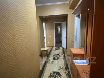 3-бөлмелі пәтер · 70 м² · 4/5 қабат, Райымбека 206/7 — Ауезова-Райымбека, бағасы: 300 000 ₸ в Алматы, Жетысуский р-н