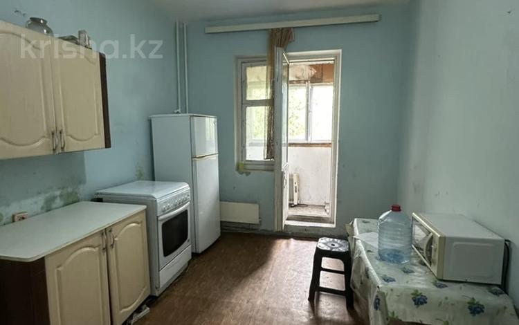 1-комнатная квартира · 42 м² · 4/9 этаж, мкр Жетысу-2 73 за 180 000 ₸ в Алматы, Ауэзовский р-н — фото 2