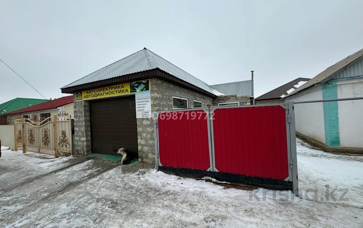 Отдельный дом · 4 комнаты · 80 м² · 17 сот., Берсиева 13 за 50 млн ₸ в Хромтау — фото 4