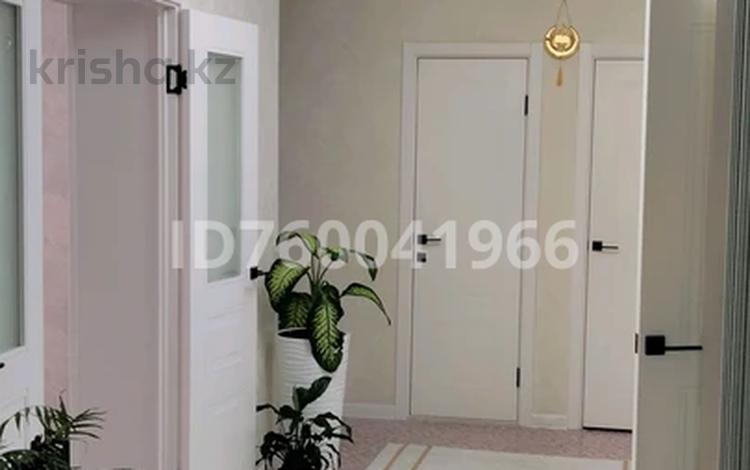 3-комнатная квартира · 85 м² · 4/9 этаж, Нур Актобе, Нур Актобе 4 мкр 15 за 25 млн 〒 — фото 2