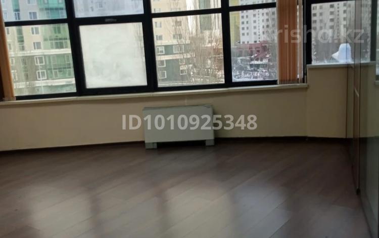 Кеңселер · 45 м², бағасы: 540 000 ₸ в Астане, Есильский р-н — фото 5
