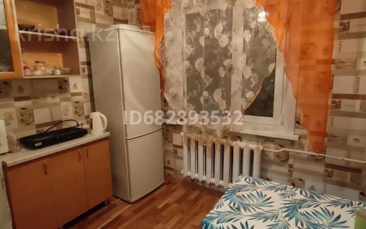 1-комнатная квартира, 34 м², 4/5 этаж, Камзина 1/2 за 10.4 млн 〒 в Павлодаре — фото 2