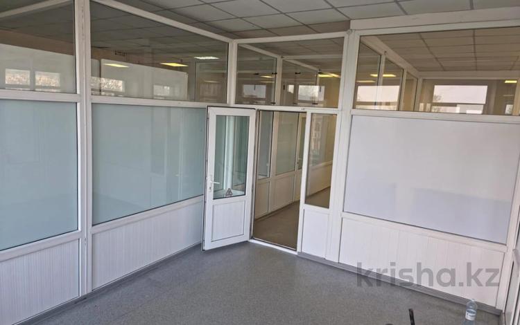 Свободное назначение, офисы, магазины и бутики · 100 м² за 320 000 〒 в Караганде, Казыбек би р-н — фото 2