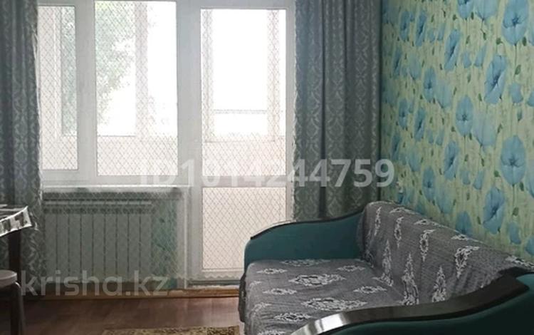 1-комнатная квартира · 32 м² · 3/5 этаж, мкр Тастак-1 3 за 200 000 ₸ в Алматы, Ауэзовский р-н — фото 2