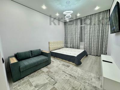 1-комнатная квартира · 55 м² · 9/17 этаж, Туран 52/5 за 15 000 ₸ в Астане, Нура р-н