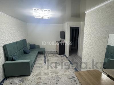 2-бөлмелі пәтер · 43 м² · 2/4 қабат, Космонавтов 11, бағасы: 9 млн ₸ в Рудном