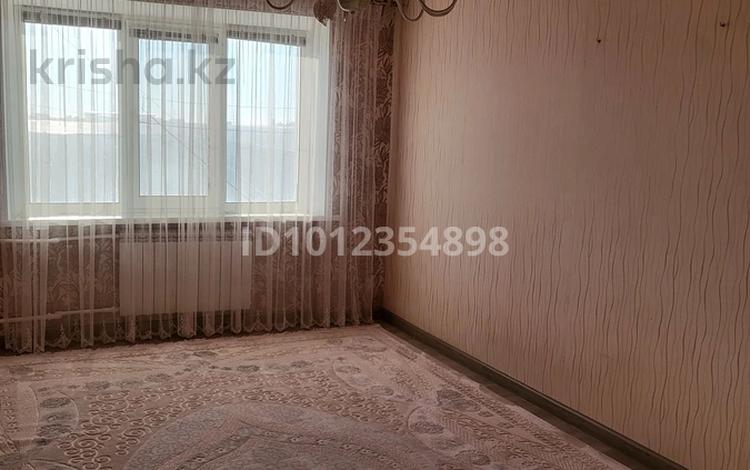 3-бөлмелі пәтер · 75 м² · 5/5 қабат, ул. Махамбета Утемисова 130А, бағасы: 200 000 ₸ в Атырау, мкр Авангард-2 — фото 2