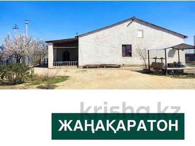 Продажа домов и дачи в Атырауской обл.: Отдельный дом · 4 комнаты · 97.9 м² · 1 сот., Майтобе — Мешыт арты за 16 млн 〒 Отдельный дом · 4 комнаты · 97.9 м² · 1 сот., Майтобе — Мешыт арты за 16 млн 〒 в