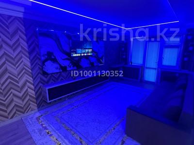 Аренда квартир посуточно в Жамбылской обл.: 2-комнатная квартира · 50 м² · 2/5 этаж, Карасу 5 19 — Әлфараби за 20 000 〒 2-комнатная квартира · 50 м² · 2/5 этаж, Карасу 5 19 — Әлфараби за 20 000 〒 в Таразе