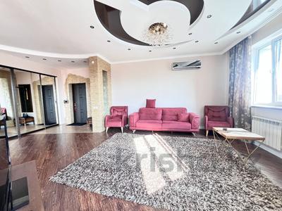 2-комнатная квартира · 90 м² · 6/10 этаж, Сарайшык 40 за 400 000 ₸ в Астане, Есильский р-н