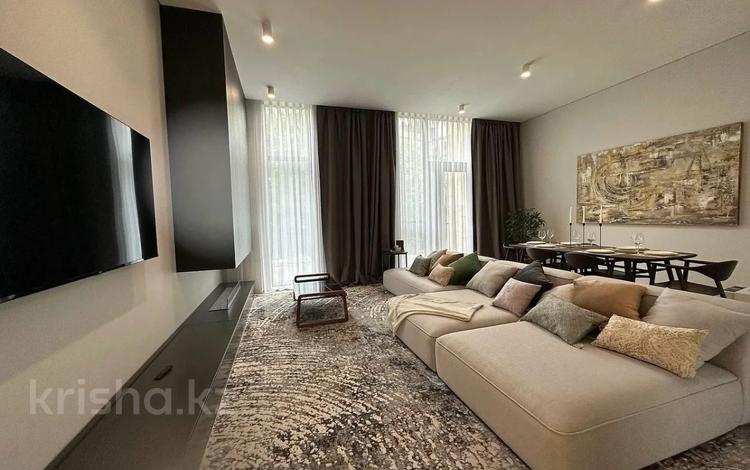 6-комнатная квартира · 340 м² · 1/2 этаж, Ұлы Дала 23 за 3 млн ₸ в Астане, Есильский р-н — фото 2