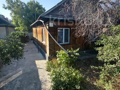 Отдельный дом · 3 комнаты · 60 м² · 10 сот., мкр Кемел (Первомайское), Есим хана за 33.5 млн ₸ в Алматы, Жетысуский р-н