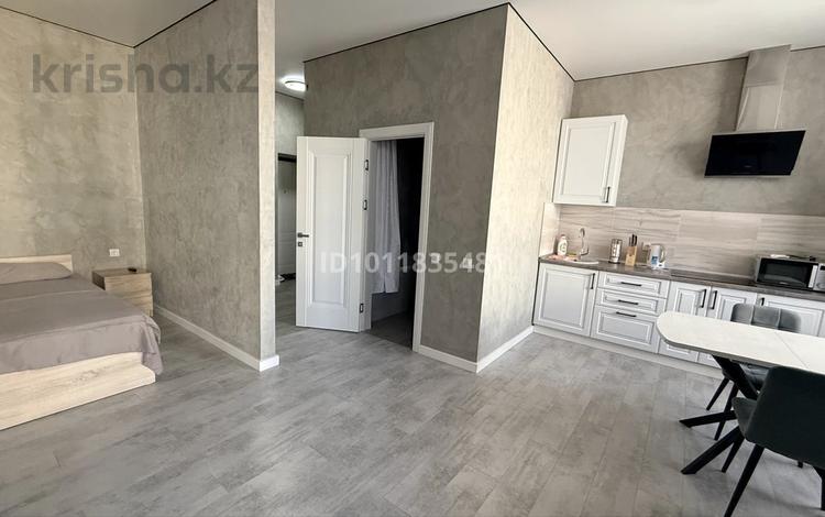 1-комнатная квартира · 40 м² · 5/10 этаж, Университетская ул. 19/2 за 15 000 ₸ в Караганде, Казыбек би р-н — фото 9