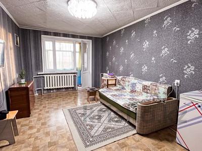2-комнатная квартира, 50 м², 5/5 этаж, Абылай Хана 293 за 12.5 млн 〒 в Талдыкоргане