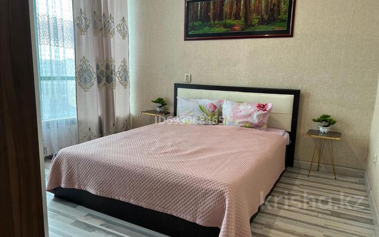 2-комнатная квартира · 70 м² · 11/25 этаж, мкр 11, 11 микр за 15 000 ₸ в Актобе — фото 25