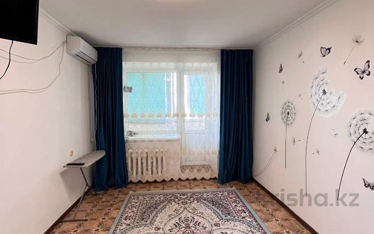 1-комнатная квартира · 40.2 м² · 8/10 этаж, Жамбыла за 15.5 млн ₸ в Уральске — фото 2