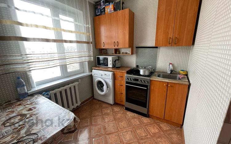 3-комнатная квартира · 54.6 м² · 5/5 этаж, самал 36 за 16 млн ₸ в Талдыкоргане, мкр Самал — фото 2