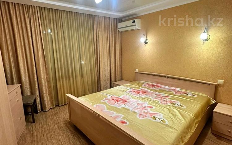 3-комнатная квартира · 75 м² · 5/9 этаж, 4 микрорайон 2 за 22.5 млн ₸ в Уральске — фото 2