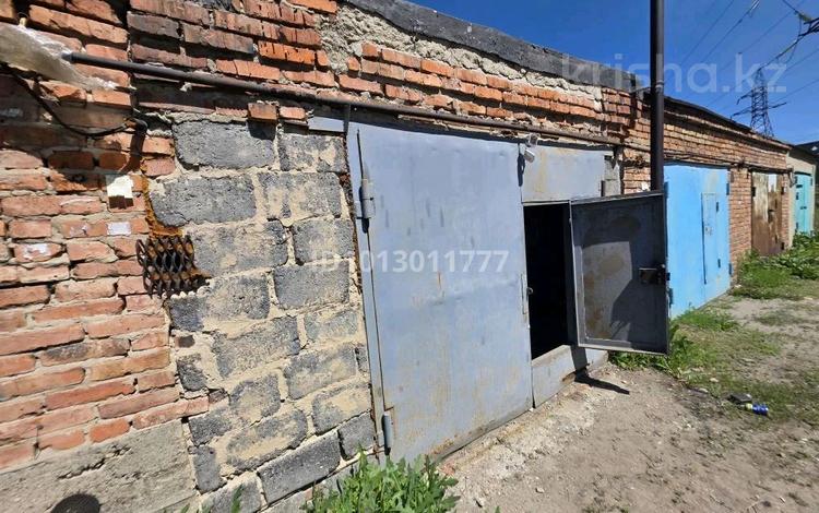 Гараж · 19 м² · Гоголя — Гаражный кооператив Фотон, бағасы: 1.2 млн ₸ в Усть-Каменогорске, Ульбинский — фото 2