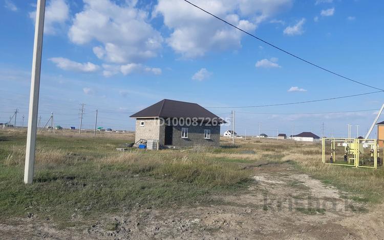 Отдельный дом · 2 комнаты · 50 м² · 10 сот., Новый Аралтал ул.20 49 — Находится возле школы 8 за 5 млн ₸ в Аксае — фото 2