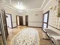 4-комнатная квартира, 143 м², 1/8 этаж, Алии Молдагуловой 50 за 55 млн 〒 в Актобе — фото 17