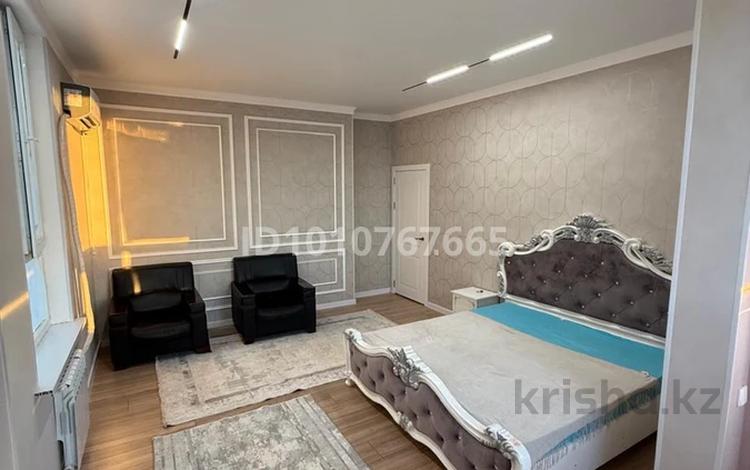 2-бөлмелі пәтер · 69 м², мкр Шымсити, Байдибек би 10/3, бағасы: 41.5 млн ₸ в Шымкенте, Абайский р-н — фото 2