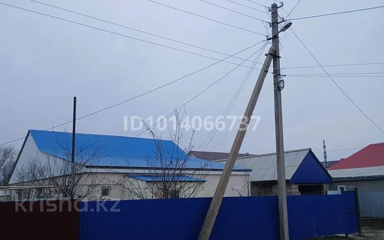 Отдельный дом · 4 комнаты · 110 м² · 5 сот., мкр. Зачаганск пгт за 17.5 млн ₸ в Уральске — фото 2
