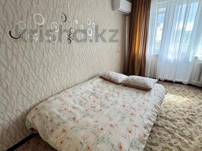 1-бөлмелі пәтер · 33 м² · 4/5 қабат, Тургенева 70 — Шамши калдаякова, бағасы: 8 000 ₸ в Актобе