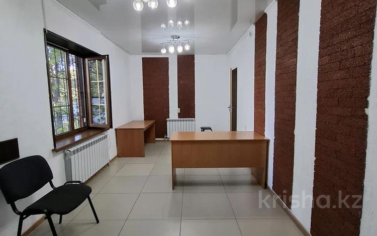Еркін, кеңселер, дүкендер мен бутиктер, сұлулық салондары · 32 м², бағасы: 23 млн ₸ в Талдыкоргане — фото 2