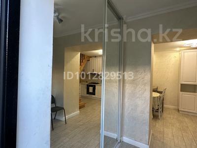 3-бөлмелі пәтер · 60 м² · 2/2 қабат, Зелёная 12, бағасы: 50 000 ₸ в Бурабае