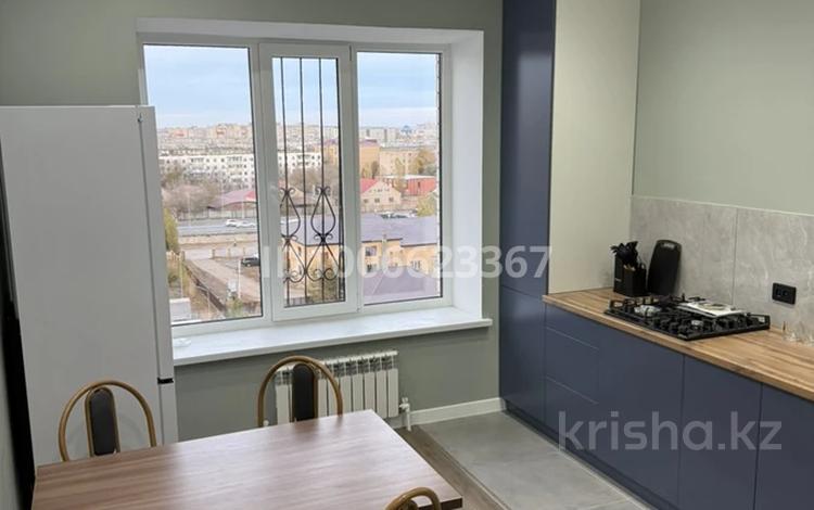 1-комнатная квартира · 46.2 м² · 8/9 этаж, мкр. Алтын орда, Шокая 2Е — За Дару центром за 180 000 ₸ в Актобе — фото 2
