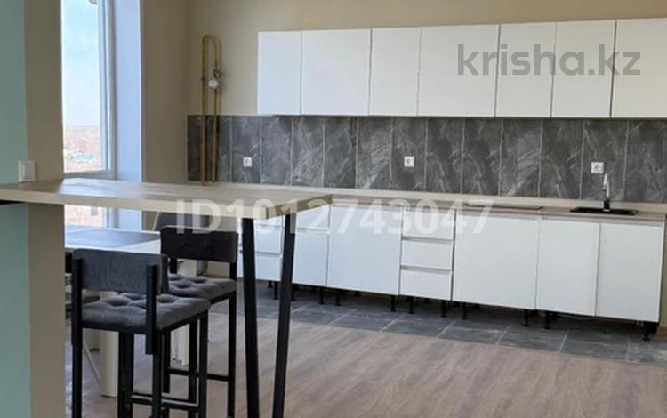 2-бөлмелі пәтер · 87 м² · 9/9 қабат, мкр Омега, Есенжанова 3/2, бағасы: 30.5 млн ₸ в Уральске — фото 2