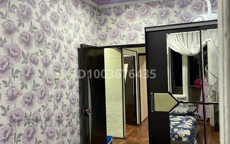 3-комнатная квартира · 70 м² · 4/5 этаж, Алатау 8 мкр 47 за 22 млн ₸ в Таразе — фото 2