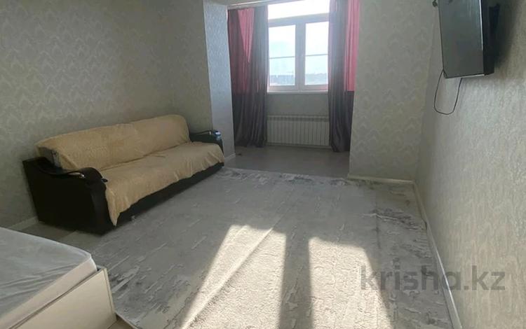 1-комнатная квартира · 55 м² · 5/10 этаж, Газиза Жубановых 146/3 за 160 000 ₸ в Актобе — фото 2