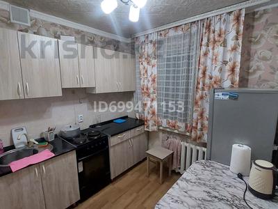 1-бөлмелі пәтер · 40 м² · 5/5 қабат · тәулік бойы, Мкр Сабитова 36, бағасы: 8 000 〒 в Балхаше