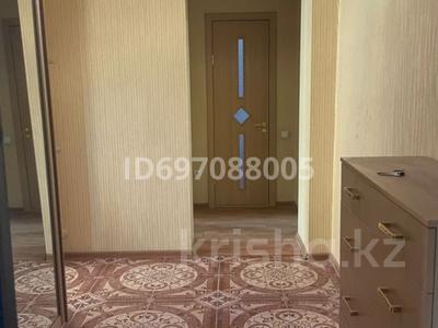 2-бөлмелі пәтер, 60 м², 3/9 қабат, мкр Мамыр-3 18 — Саина Шаляпина, бағасы: 40 млн 〒 в Алматы, Ауэзовский р-н