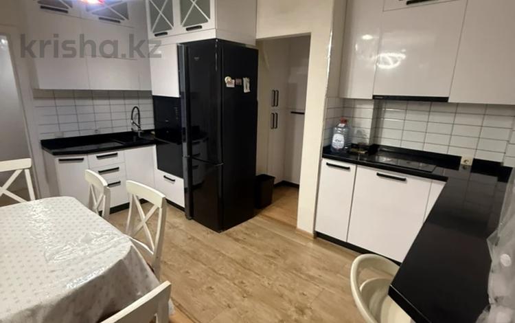 3-комнатная квартира · 105 м² · 4/9 этаж, Улы Дала 55 за 400 000 ₸ в Астане, Есильский р-н — фото 2