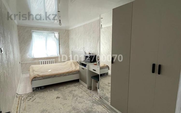 3-комнатная квартира · 57.8 м² · 5/5 этаж, Сатпаева 6 — Напротив баня Тумар, баня Науан Дом находиться в дол дороги за 16 млн ₸ в Таразе — фото 2