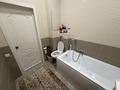 3-комнатная квартира · 84 м² · 11/16 этаж, Ержанова 34/1 за 80 млн ₸ в Караганде, Казыбек би р-н — фото 18