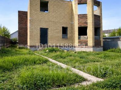 Отдельный дом · 4 комнаты · 200 м² · 8 сот., ул. Орманшы 3 за 24 млн 〒 в Уральске, мкр Школьник