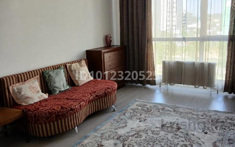 1-бөлмелі пәтер · 47 м² · 3/10 қабат, мкр Шугыла 340/33 корпус 9, бағасы: 200 000 ₸ в Алматы, Наурызбайский р-н — фото 2