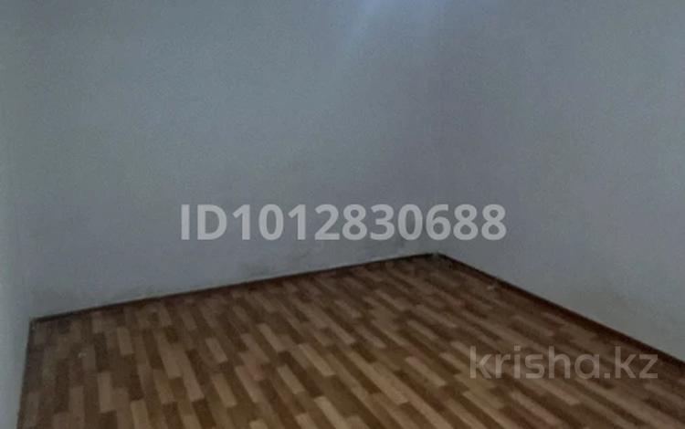 2-бөлмелі пәтер · 47 м², Дулатов 68 — Самал базардың артында, бағасы: 65 000 ₸ в Шымкенте — фото 2