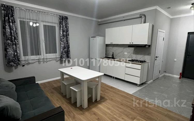 2-бөлмелі пәтер · 44 м² · 1/2 қабат, Азаттык 12а, бағасы: 180 000 ₸ в  — фото 30