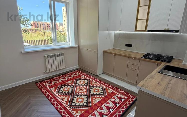 2-комнатная квартира · 70 м² · 1/5 этаж, мкр. Алтын орда 49г за 30.5 млн ₸ в Актобе — фото 2