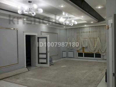 Отдельный дом · 5 комнат · 180 м² · 10 сот., Ауес апа 32 — Гостиница Жибек жолы Тойхана Иса за 40 млн 〒 в Туркестане