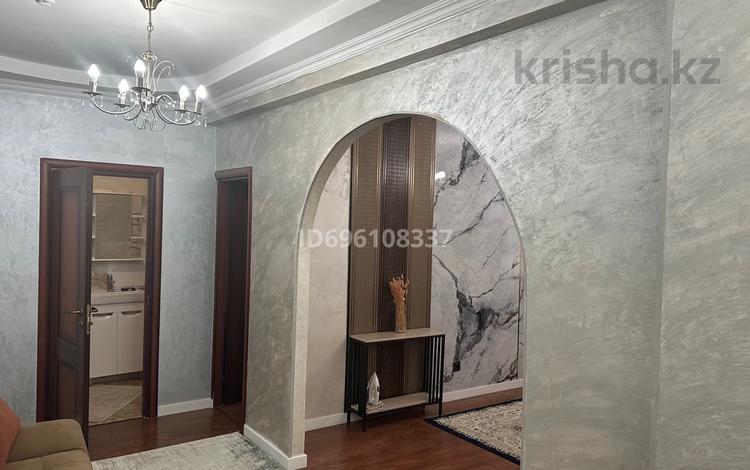2-бөлмелі пәтер · 67 м² · 5/12 қабат, Толе би 298/3, бағасы: 300 000 ₸ в Алматы, Ауэзовский р-н — фото 2