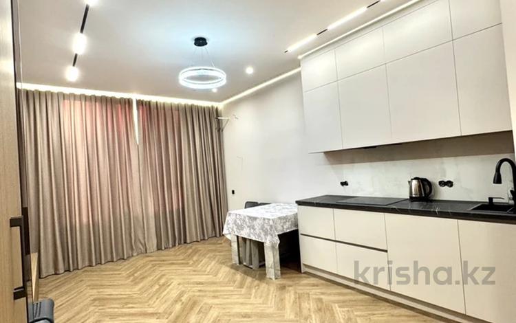 2-комнатная квартира · 50.3 м² · 9/9 этаж, Е-899 5 за 44 млн ₸ в Астане, Нура р-н — фото 2