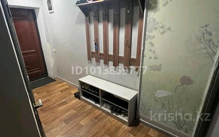 2-комнатная квартира · 45 м² · 1/3 этаж, Роза Багланова — Мектепке карама карсы за 8.1 млн ₸ в Актобе, жилой массив Кирпичный — фото 2