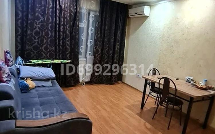 3-комнатная квартира · 62.5 м² · 4/4 этаж, 11-й микрорайон, 11-й микрорайон 237 за 27.5 млн 〒 в Шымкенте, Енбекшинский р-н — фото 2